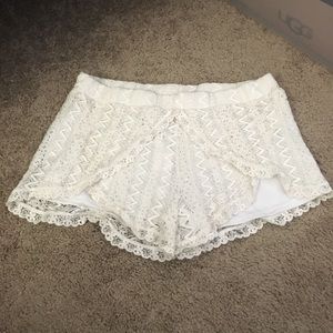 White lace shorts